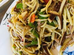 -缘来聚·徽菜名店(黄山宏村店)