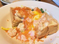 三文鱼虾仁流心蛋开放三明治-salée