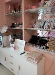 -Pink You美甲美睫纹绣定制中心