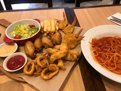 -必胜客(WOW中心城店)