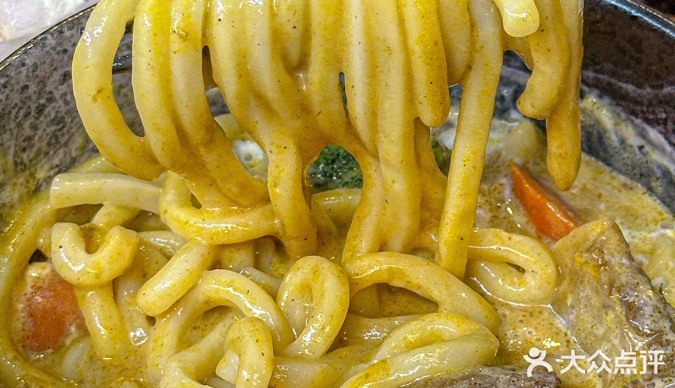 你还别说这家小酒馆有点东西！！