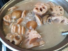 弯骨藕汤-刘胖子家常菜·蹄花焖藕(中南店)