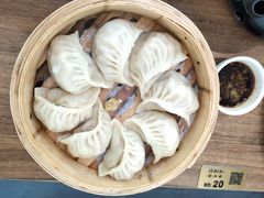 蒜蓉扇贝蒸饺-将相和·海鲜蒸饺大连菜