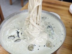 -亲昵春川鸡排(韩国美食街店)