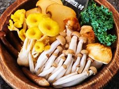 -三出山火锅(万象天地店)