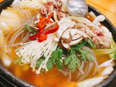 牛肉火锅-咕咕站韩国料理(紫金港店)