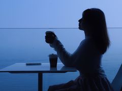 -悬崖咖啡厅