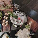好喜欢小企鹅，吃起来就像花枝丸的味道
