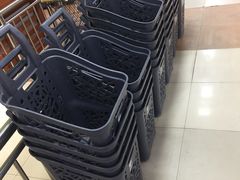 -满客隆仓储超市(铁北店)