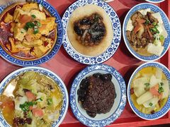 -蓝田九大碗民俗食府(蓝田店)