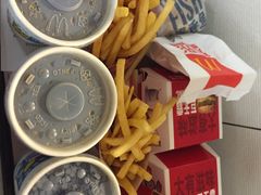-麦当劳(湛江大厦店)