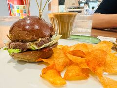 -潮一不贰·法式甜品·生日蛋糕·西式简餐(外滩店)