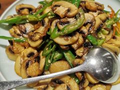 尖椒小蘑菇-真味汤馆(汽博店)