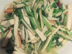 水芹香干-梁家大院•农家菜(昆山会展中心店)