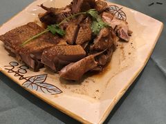 -沙龙酒家