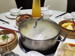 -煲王粤菜餐厅(中侨中心店)