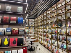 -苏州樊登书店·咖啡