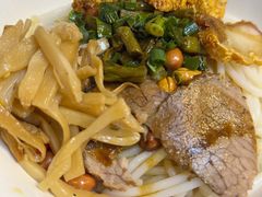 -牛八宝桂林米粉(八里庄店)