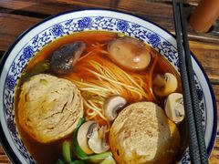 -喝丢一只鞋·东北烤肉·烧烤·铜火锅(江宁店)