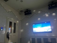 -范特西FANTASY量贩式KTV(民主广场店)