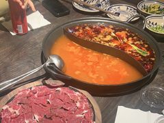 -旧街市鲜货老火锅(大光路店)