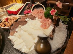 -晓宇重庆火锅(西安荟聚店)