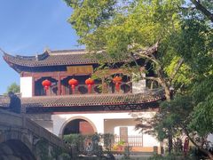 -汇龙潭