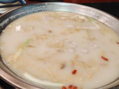 -老来福·非遗酸汤兔(凯旋路店)