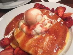 -Pancakes on the rocks(Darling Harbour)