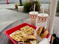 -In-N-Out Burger(LAX)