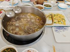 -朴小妹人参鸡汤火锅(长白山万达店)