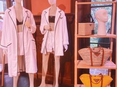 -PRADA普拉达(国金中心店)