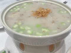 -景月阁空中食府(希尔顿酒店)