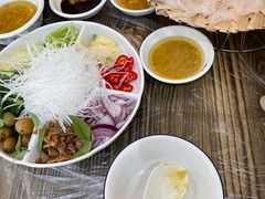 -官塘陈记鱼生·潮汕砂锅粥·牛肉火锅(潮枫路总店)