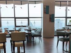 大堂-索菲特酒店 · 云尚天际自助餐厅