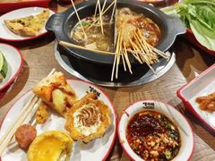 -言玖鲜火锅串串披萨自助(益田假日店)