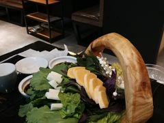 -东椰·海南椰子鸡火锅(朝阳门店)