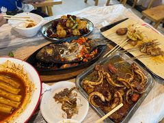 -郑记•不夜城烧烤•龙虾•虾蟹(黄鹤楼店)