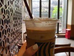 -星巴克臻选(成都宽窄巷子店)