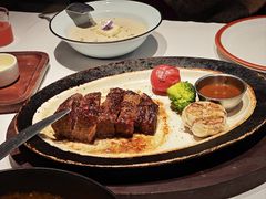 -阿妮叶李(光谷世界城店)