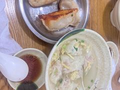 -黄阿姨锅贴大王(万航渡路店)