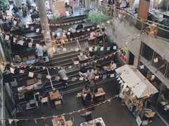 -ROAST coffee & eatery