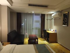 -清水湾酒店(深圳横岗塘坑地铁站店)