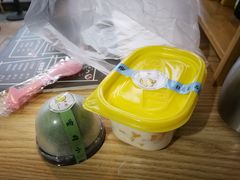 -蜜蜂小象·榴莲千层蛋糕(时代汇11栋店)