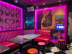 -UK派对KTV(日月广场店)