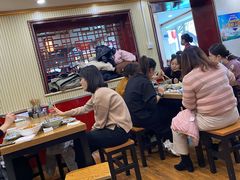 大堂-门框胡同百年卤煮(新街口店)