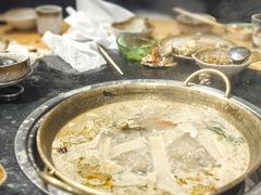 -顶顶汤火牛排火锅·经典铜锅涮肉