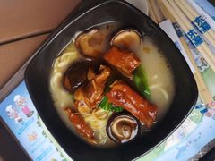 -横琴湾畔餐厅(长隆海洋王国白鲸剧场店)