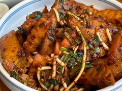 -包整·丝娃娃(一览甲秀楼风景店)