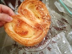 蝴蝶酥-国际饭店·帆声西饼屋(黄河路店)